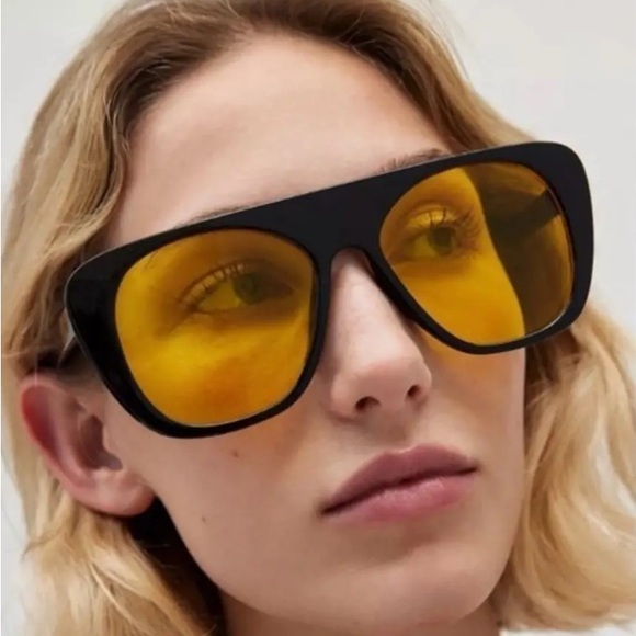 Urban Outfitters Rounded Oversized Aviator Sunglasses - Picture 1 of 7